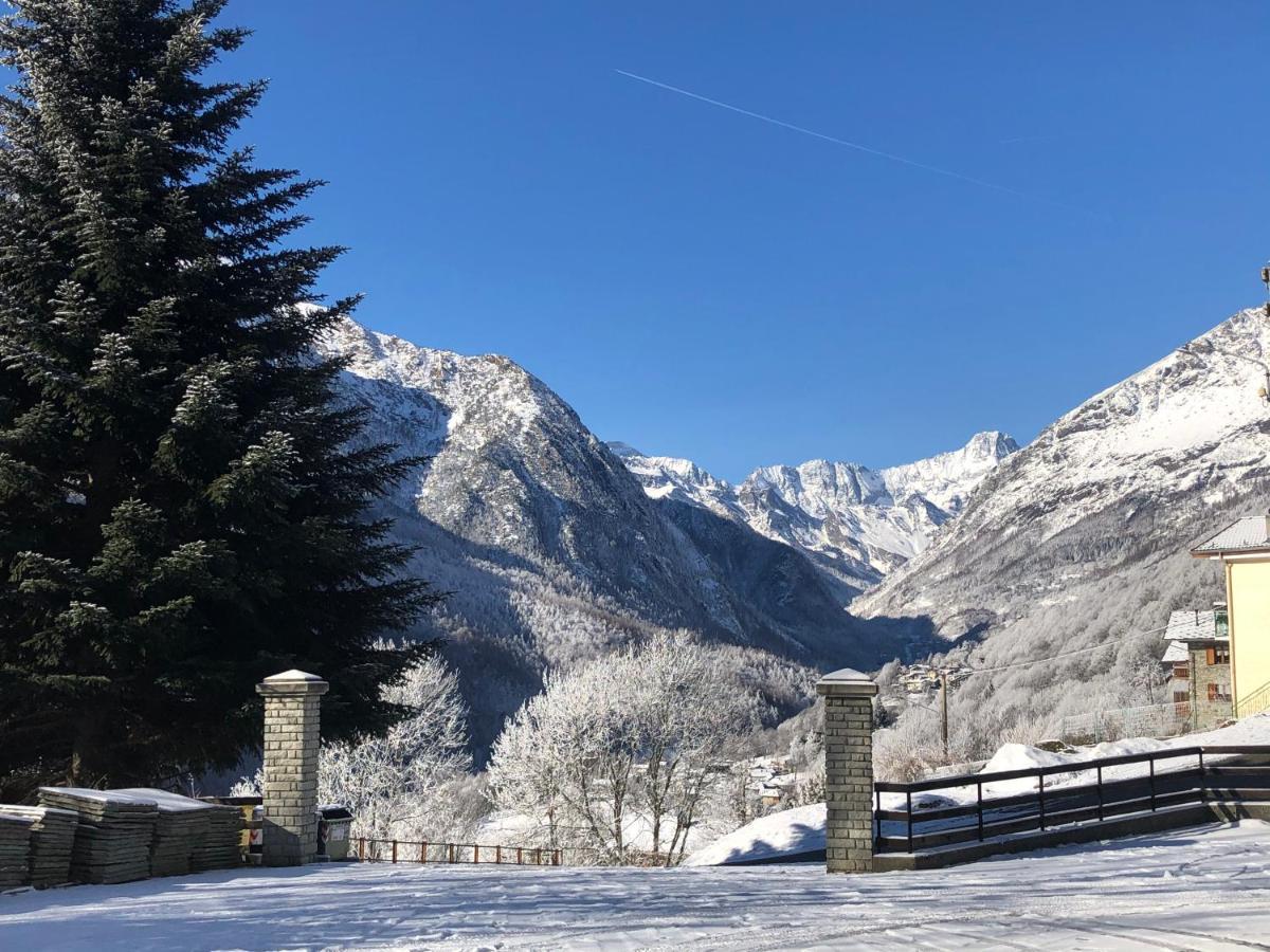 Apartamento Residenza Maria Ala di Stura Exterior foto